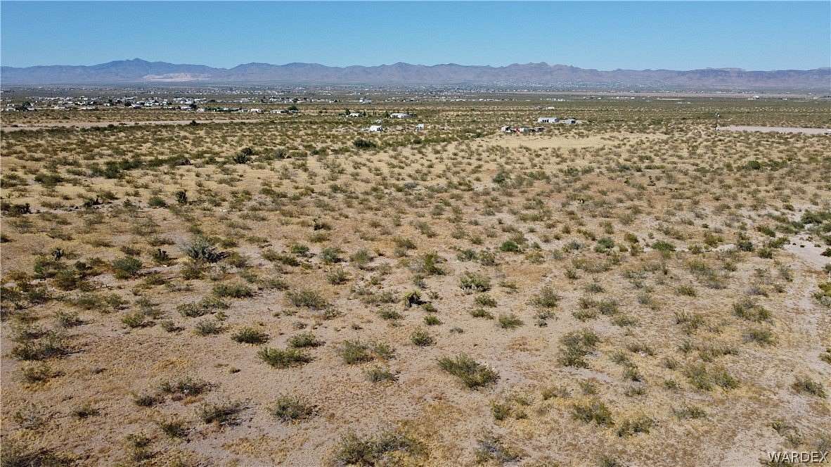 2 Acres of Residential Land for Sale in Golden Valley, Arizona