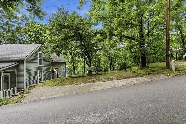 0.07 Acres of Residential Land for Sale in Eureka Springs, Arkansas