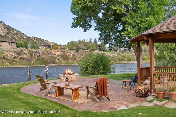 2.2 Acres of Land with Home for Sale in Glenwood Springs, Colorado