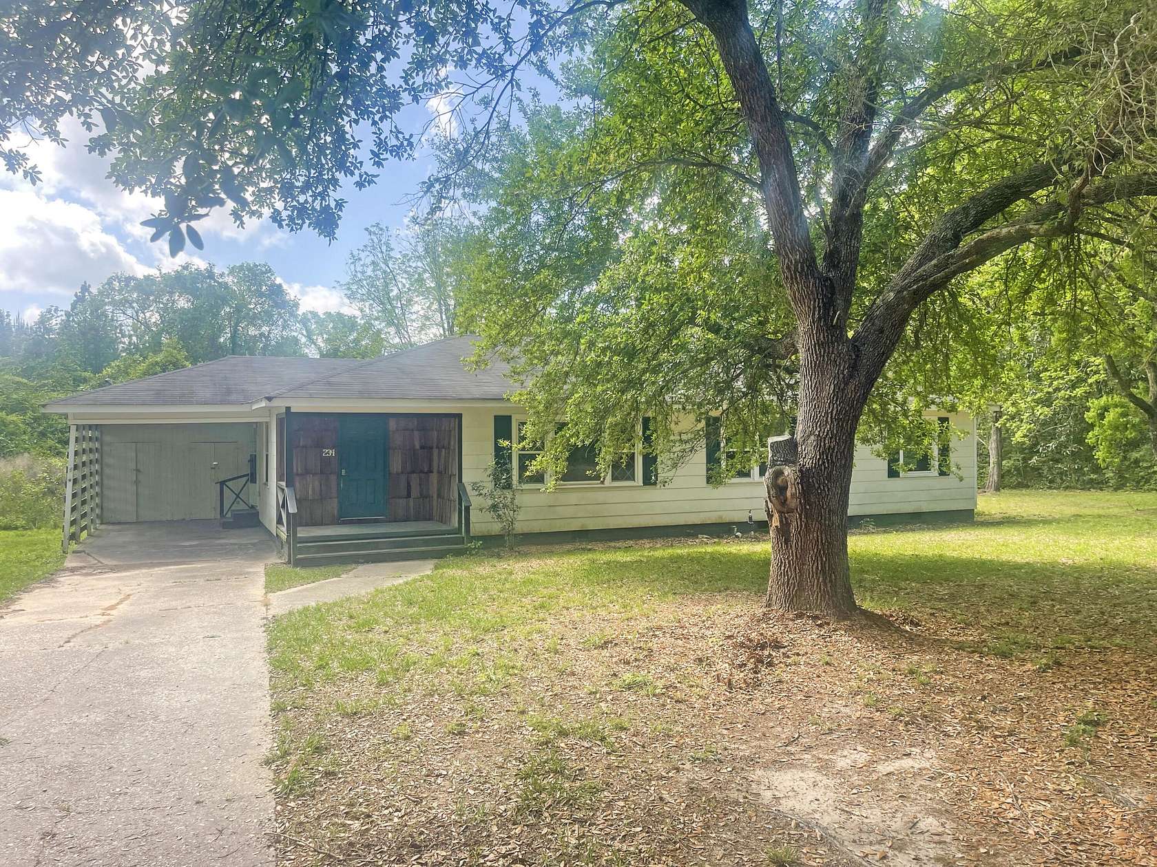 4.4 Acres of Land with Home for Sale in Columbia, Mississippi