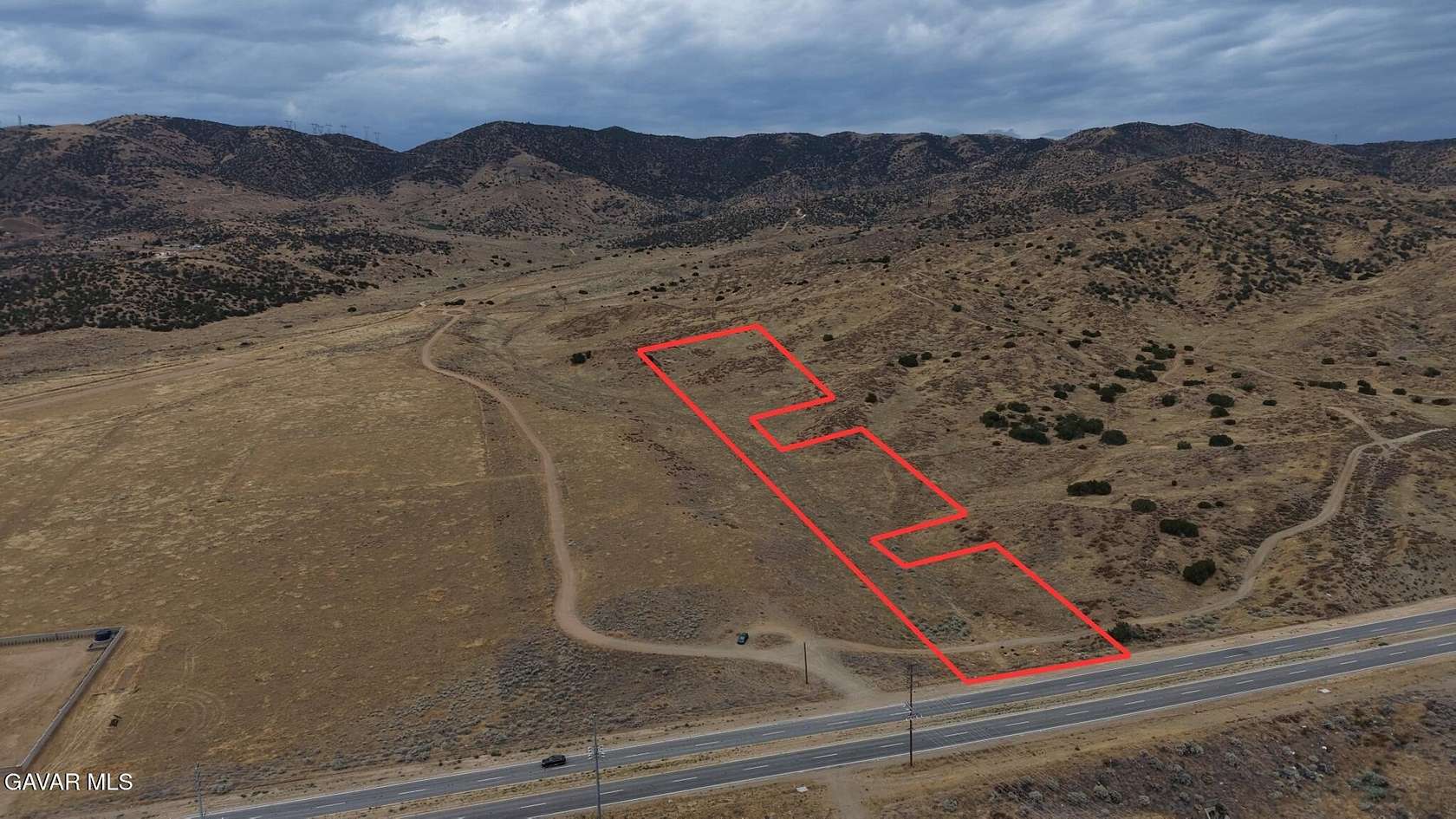 10 Acres of Land for Sale in Palmdale, California