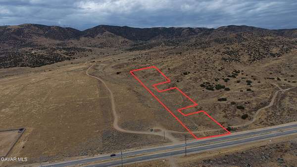10 Acres of Land for Sale in Palmdale, California