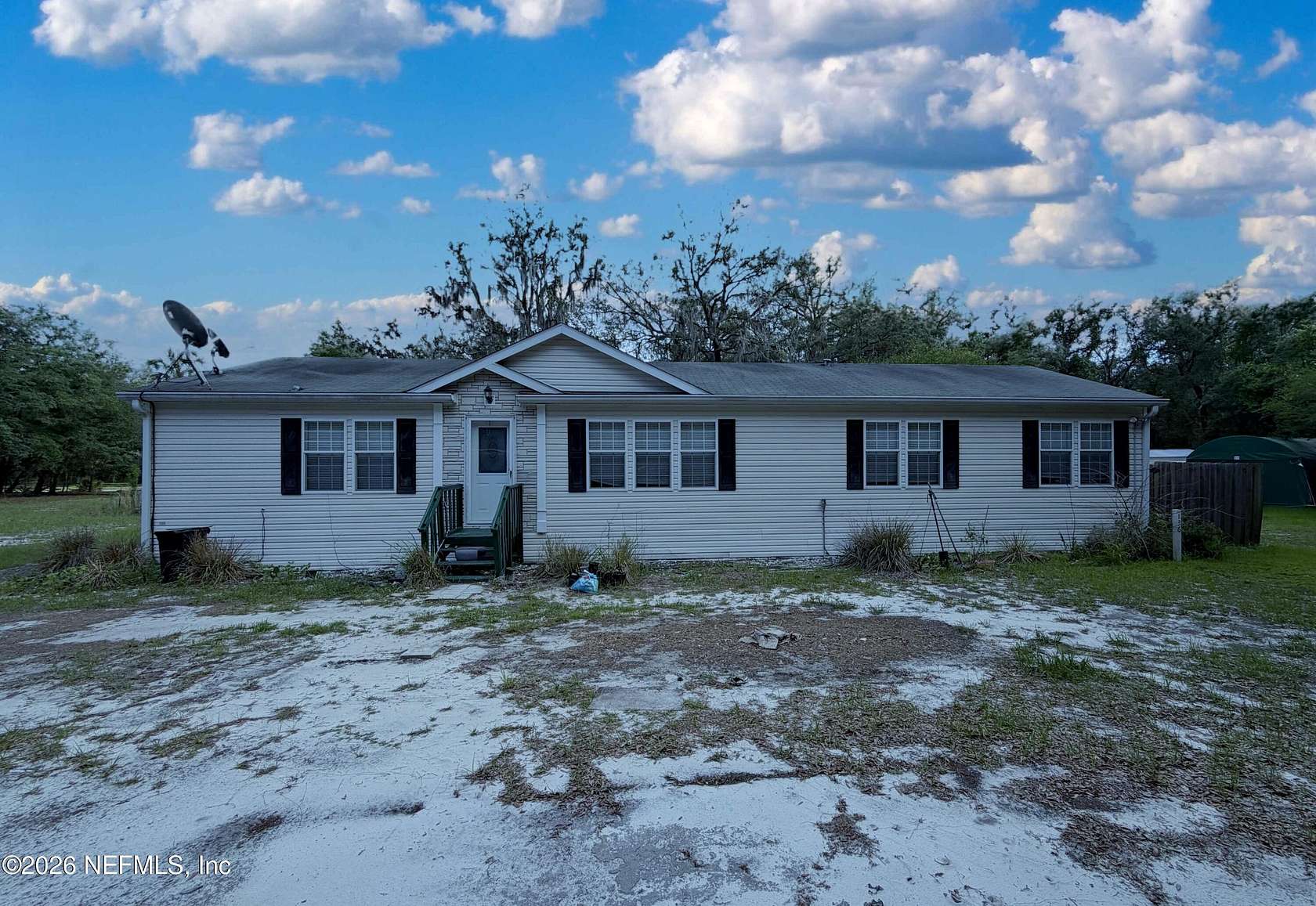 8.52 Acres of Land with Home for Sale in Hawthorne, Florida