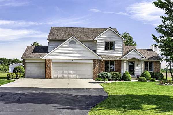 2.25 Acres of Land with Home for Sale in Uniondale, Indiana