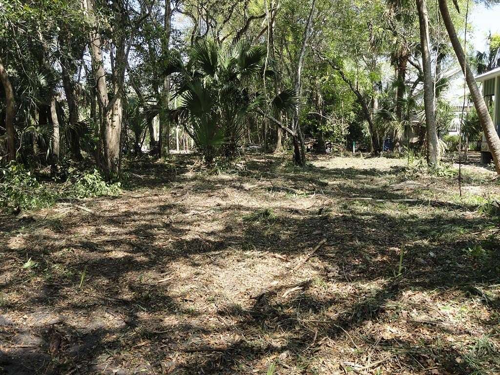 0.14 Acres of Residential Land for Sale in Apalachicola, Florida