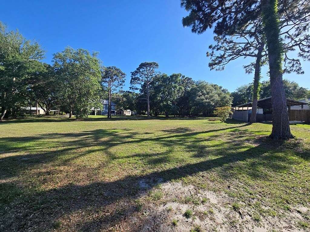 1 Acre of Residential Land for Sale in Carrabelle, Florida