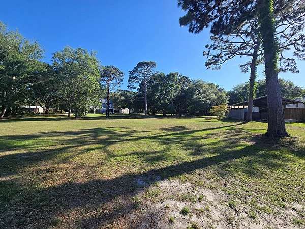 1 Acre of Residential Land for Sale in Carrabelle, Florida