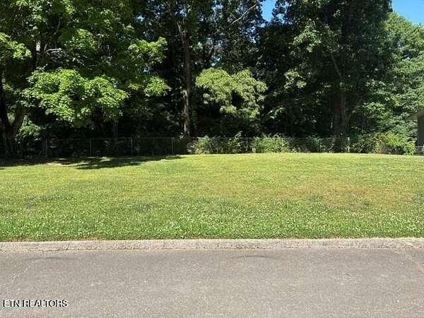 0.33 Acres of Residential Land for Sale in Knoxville, Tennessee