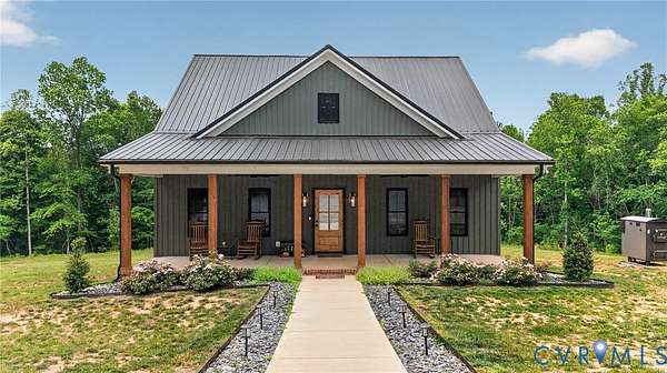 15.1 Acres of Land with Home for Sale in Amelia Court House, Virginia