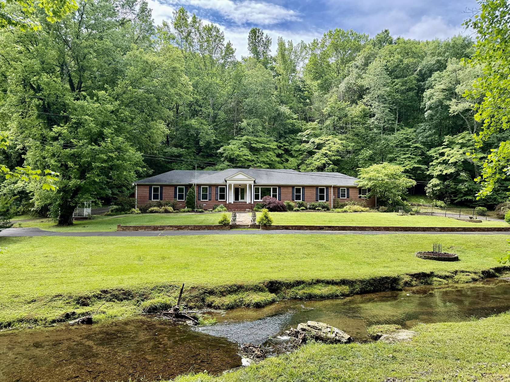 5 Acres of Land with Home for Sale in Lawrenceburg, Tennessee
