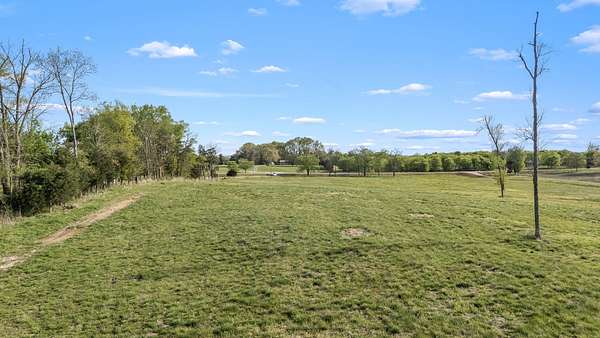 10.6 Acres of Land for Sale in Shelbyville, Tennessee