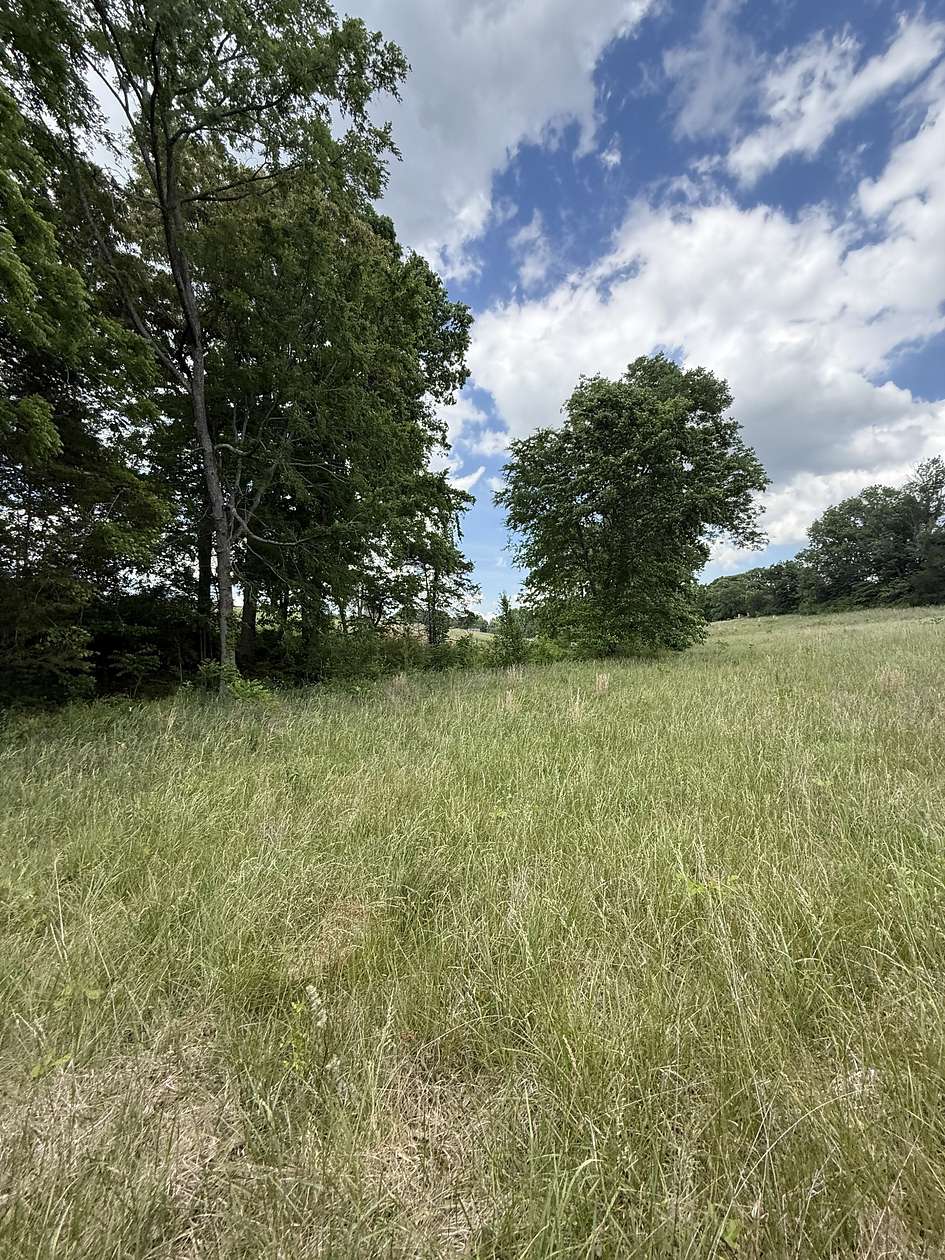 5 Acres of Residential Land for Sale in McMinnville, Tennessee