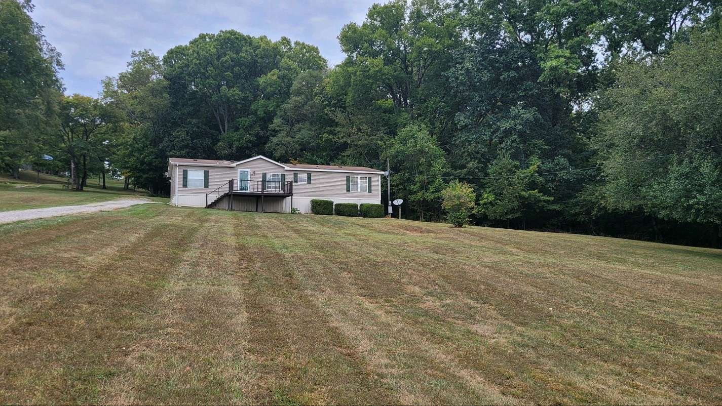 6 Acres of Land with Home for Sale in Spring Hill, Tennessee