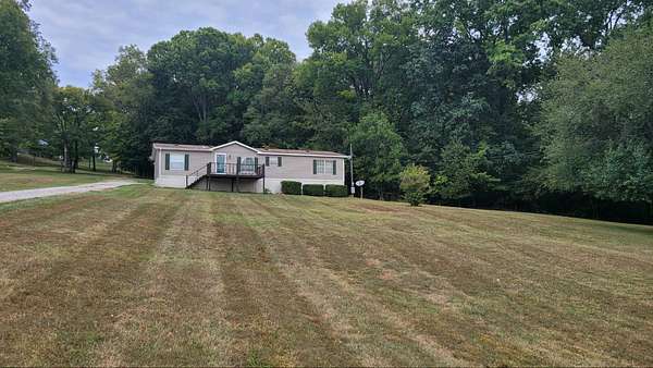 6 Acres of Land with Home for Sale in Spring Hill, Tennessee