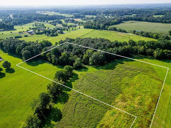 5 Acres of Residential Land for Sale in Springfield, Tennessee