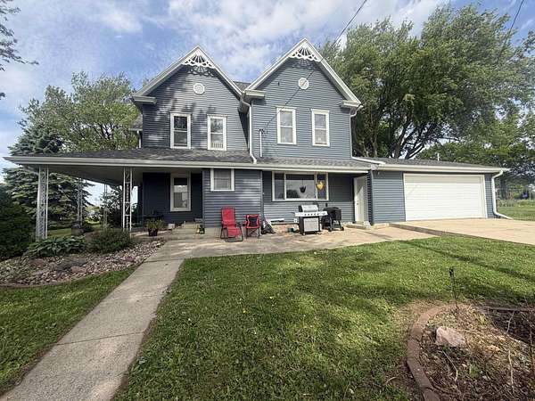 2.77 Acres of Land with Home for Sale in Aurelia, Iowa