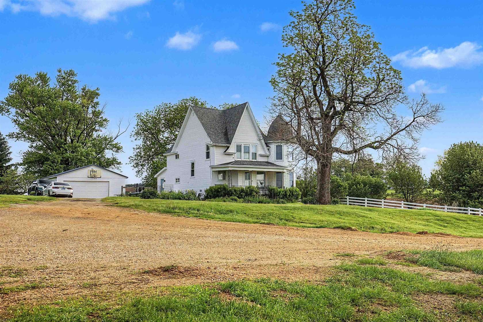 11.6 Acres of Land with Home for Sale in Apple River, Illinois