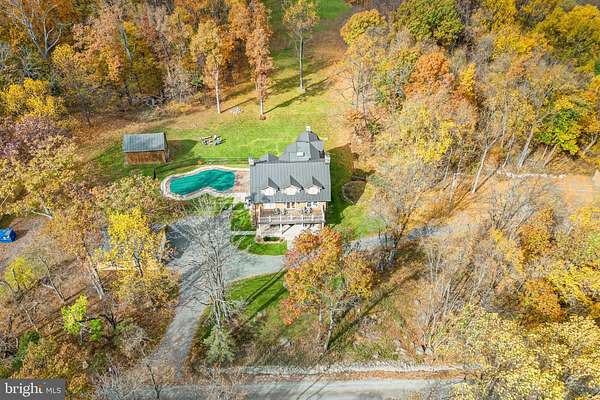 6.2 Acres of Improved Mixed-Use Land for Sale in Bluemont, Virginia
