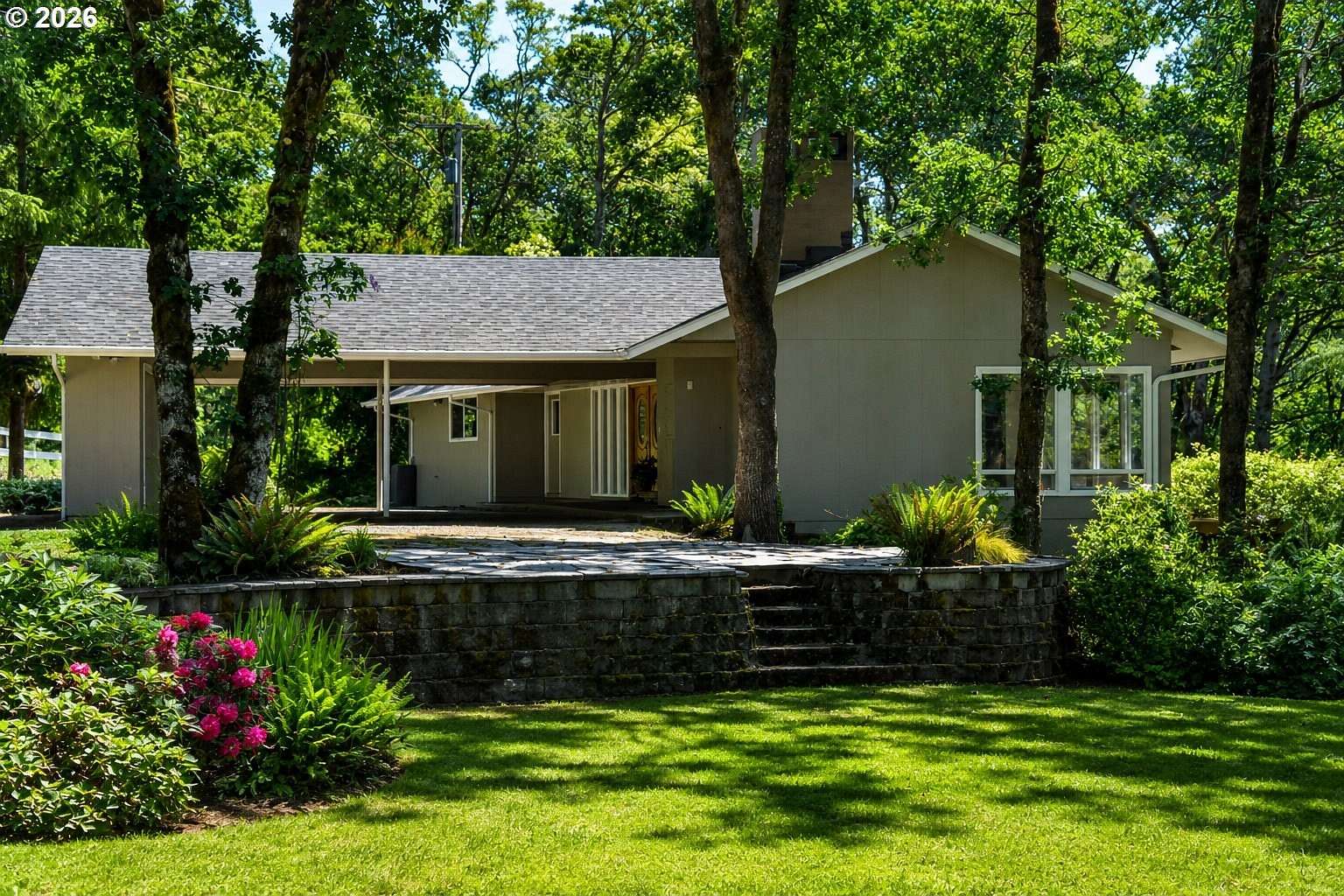 2.13 Acres of Land with Home for Sale in Albany, Oregon