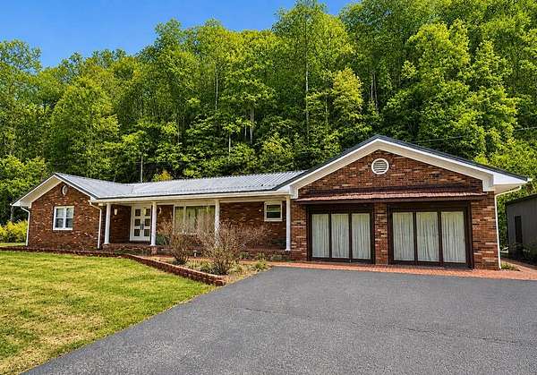 23.6 Acres of Land with Home for Sale in Steele, Kentucky