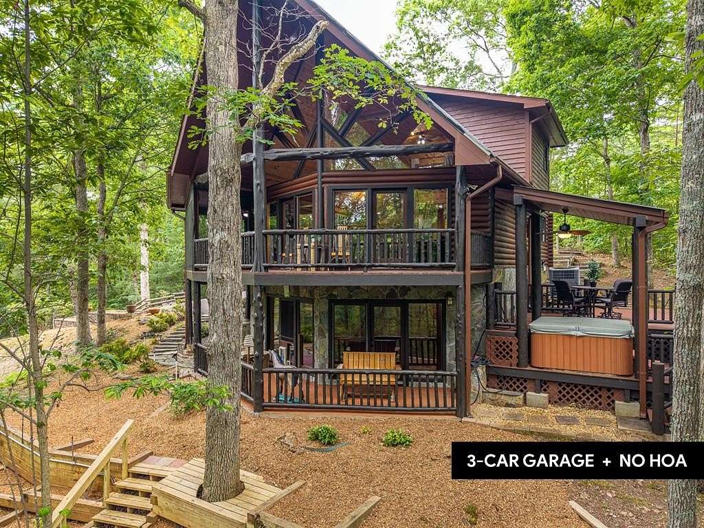 2.47 Acres of Land with Home for Sale in Mineral Bluff, Georgia