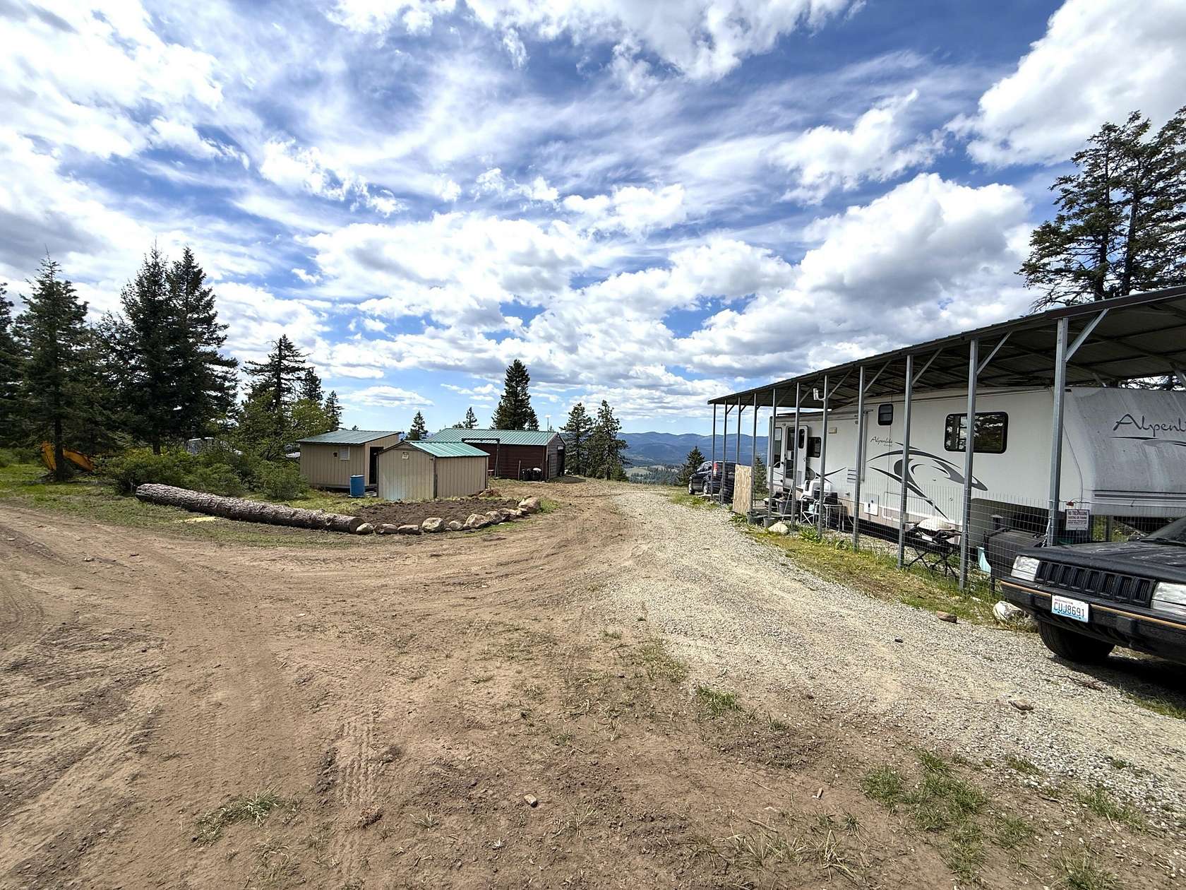 10 Acres of Land with Home for Sale in Republic, Washington