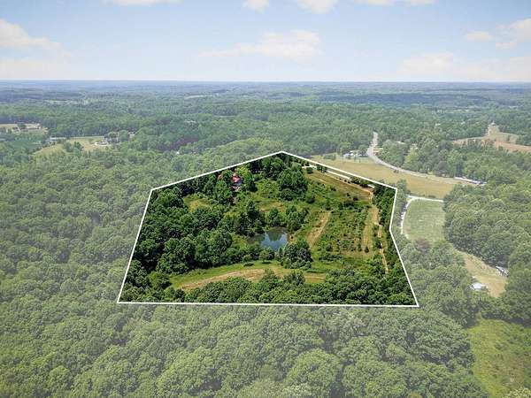 20 Acres of Land for Sale in Livingston, Tennessee