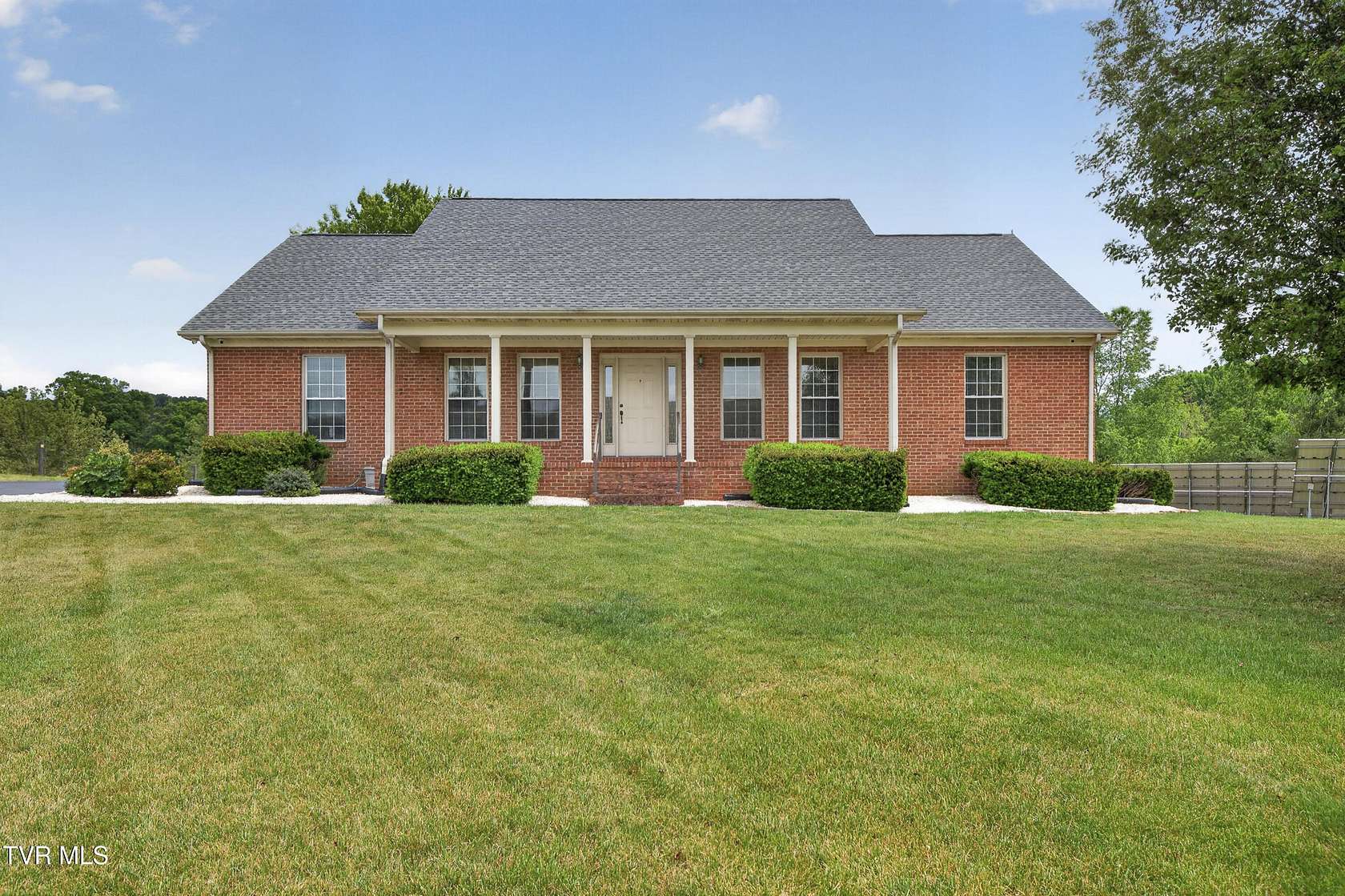 1.5 Acres of Land with Home for Sale in Abingdon, Virginia