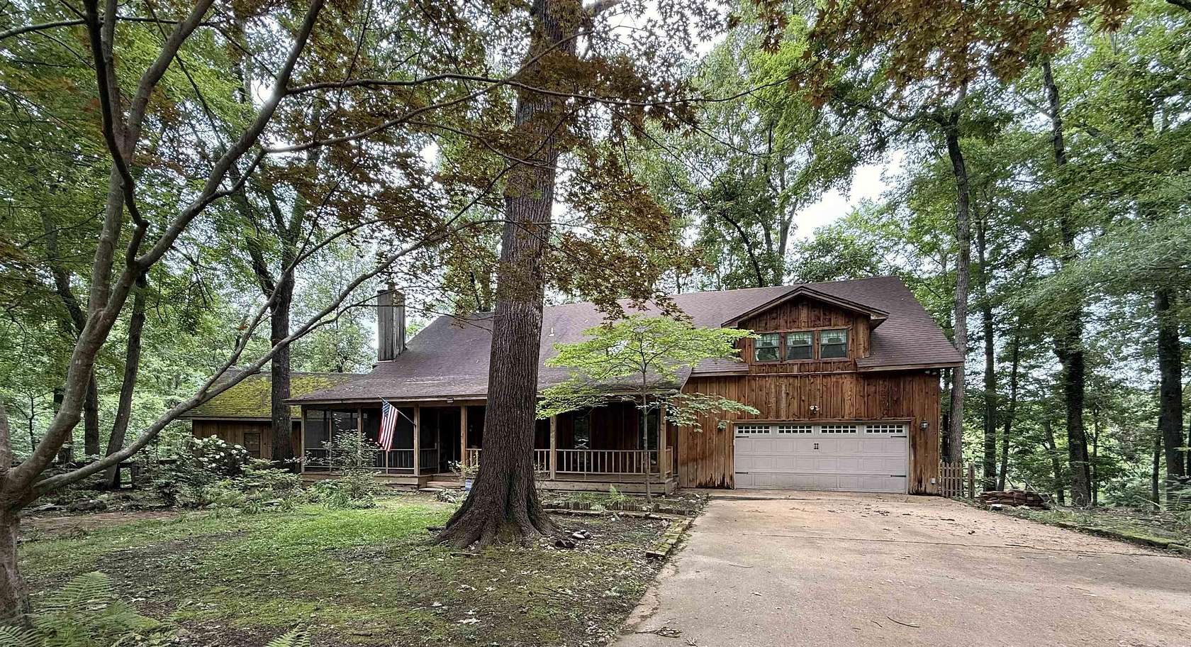 5.42 Acres of Land with Home for Sale in Forrest City, Arkansas
