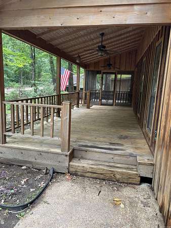 5.42 Acres of Land with Home for Sale in Forrest City, Arkansas