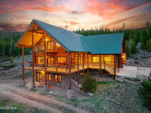 4.58 Acres of Land with Home for Sale in Tabernash, Colorado