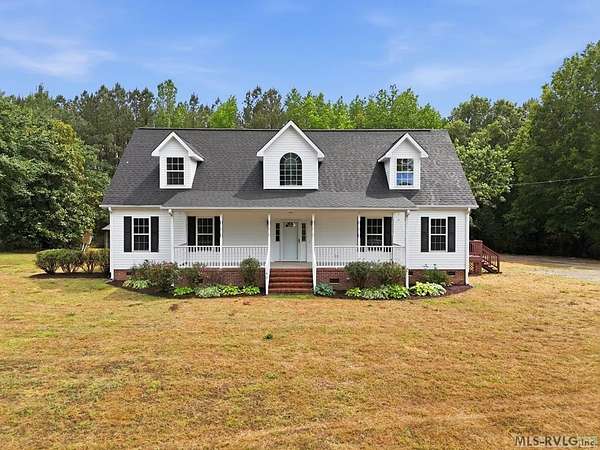 2 Acres of Land with Home for Sale in Warrenton, North Carolina