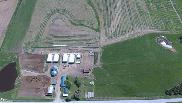 97.8 Acres of Agricultural Land with Home for Sale in Fairfield, Iowa