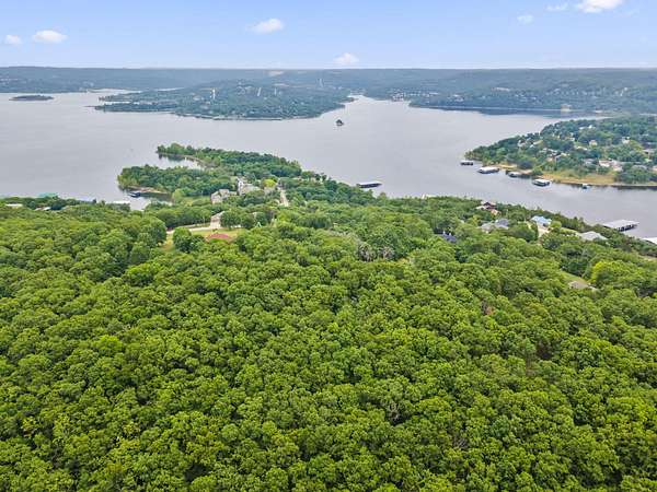 1.76 Acres of Residential Land for Sale in Blue Eye, Missouri