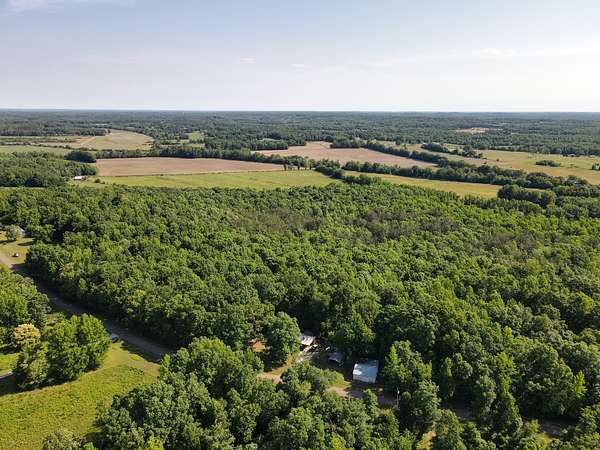 121 Acres of Land for Sale in Saltillo, Tennessee