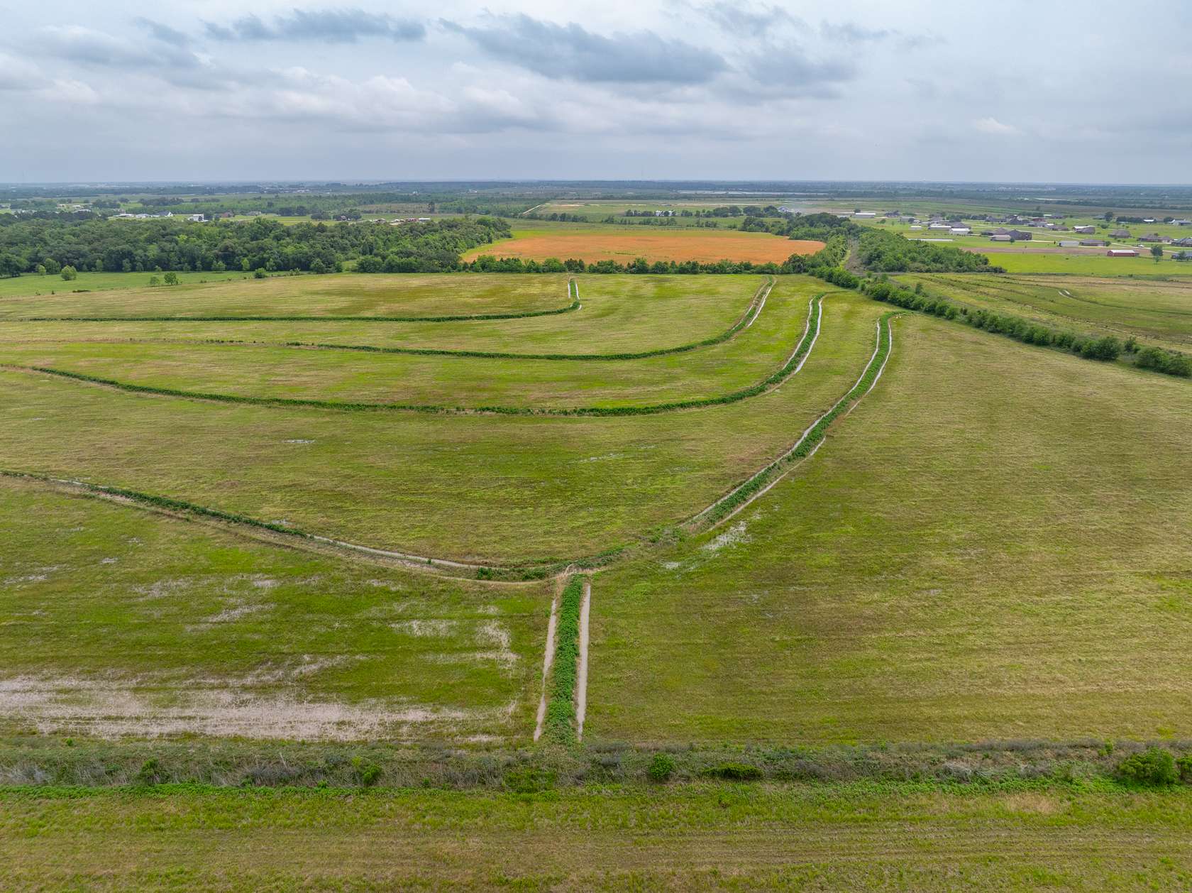 1,162 Acres of Land for Sale in Iowa, Louisiana