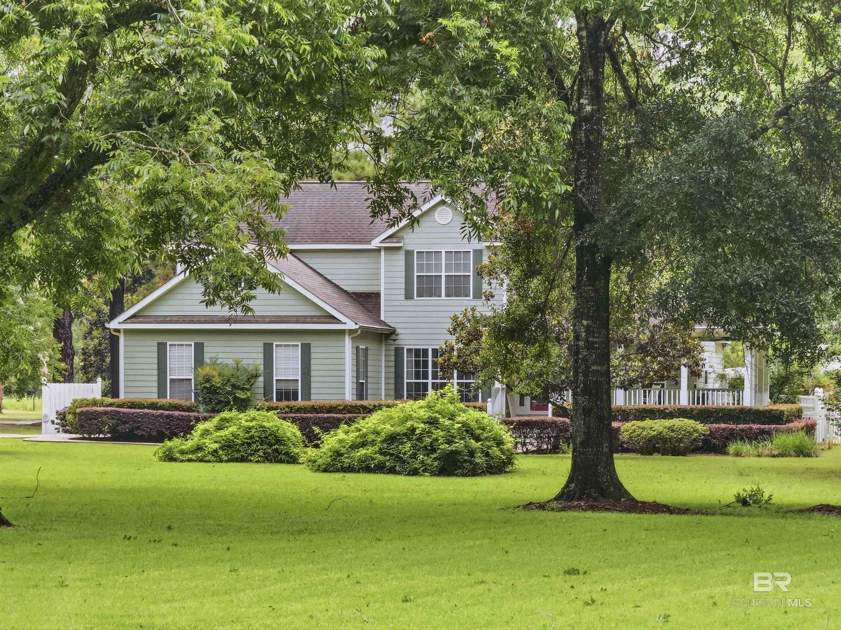 35.9 Acres of Land with Home for Sale in Foley, Alabama