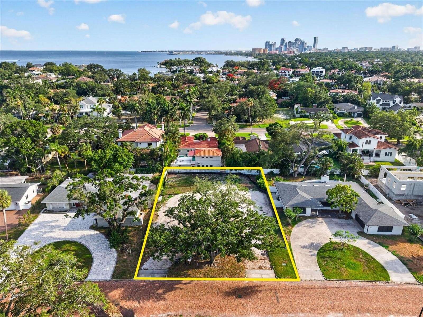 0.26 Acres of Residential Land for Sale in St. Petersburg, Florida