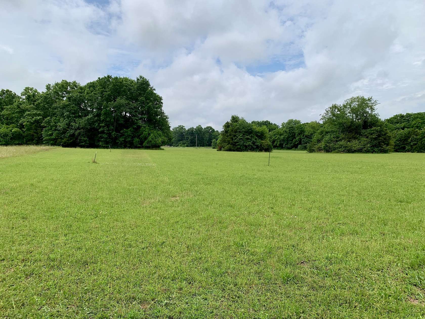 5.7 Acres of Residential Land for Sale in Christiana, Tennessee