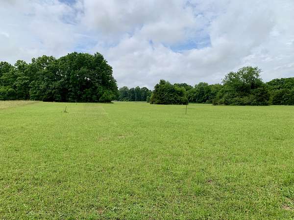 5.7 Acres of Residential Land for Sale in Christiana, Tennessee