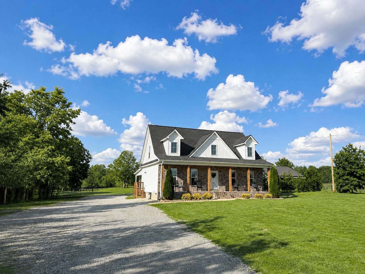 5 Acres of Land with Home for Sale in Chapel Hill, Tennessee