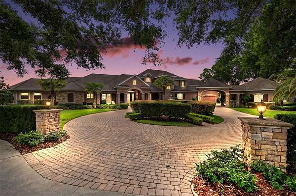 4.55 Acres of Land with Home for Sale in Mount Dora, Florida