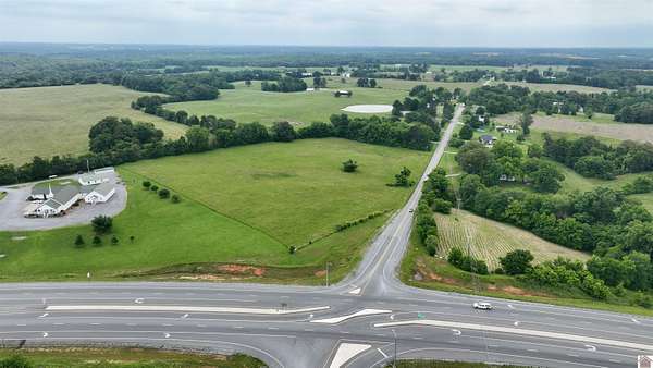 9 Acres of Mixed-Use Land for Sale in Cadiz, Kentucky
