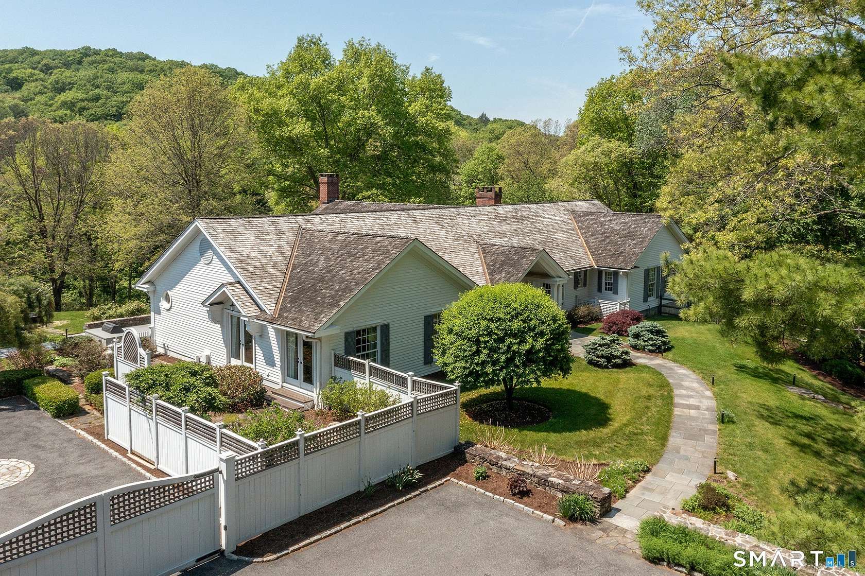 8 Acres of Land with Home for Sale in Roxbury, Connecticut