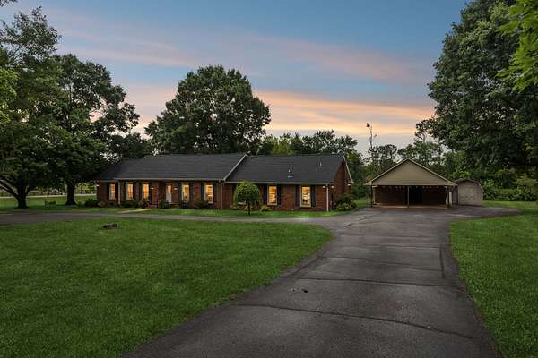 4.1 Acres of Land with Home for Sale in Columbia, Tennessee