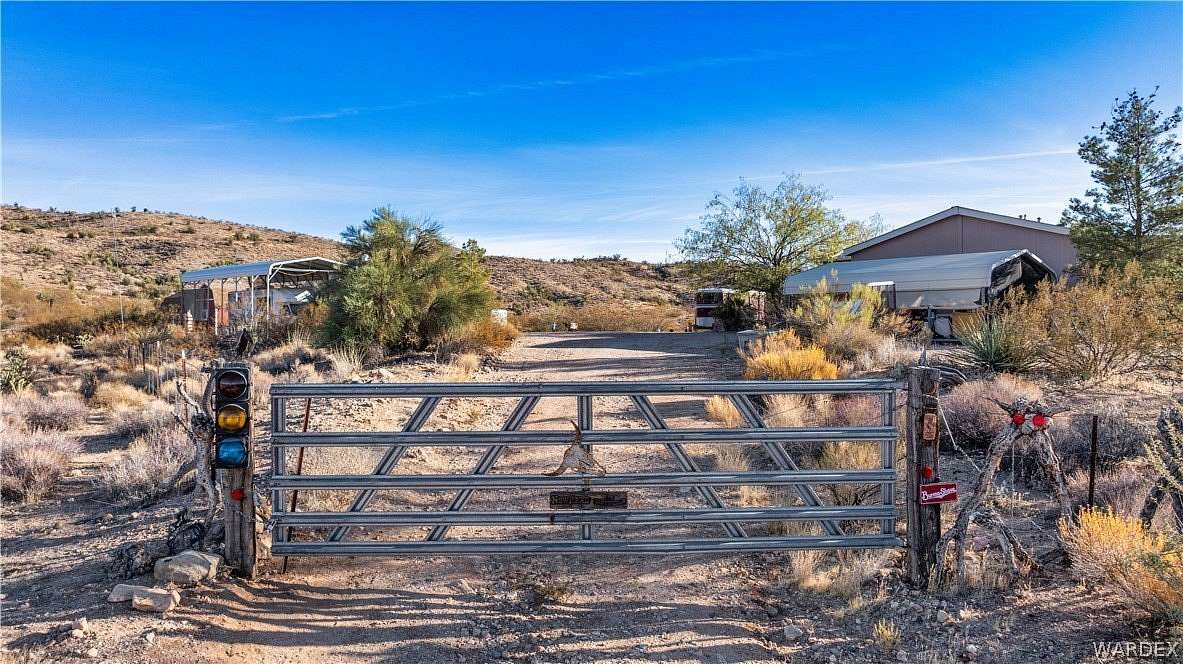 45 Acres of Land with Home for Sale in Kingman, Arizona