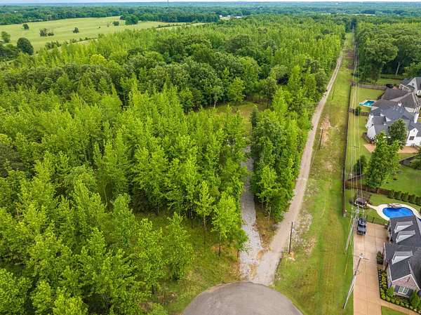 5.12 Acres of Residential Land for Sale in Collierville, Tennessee