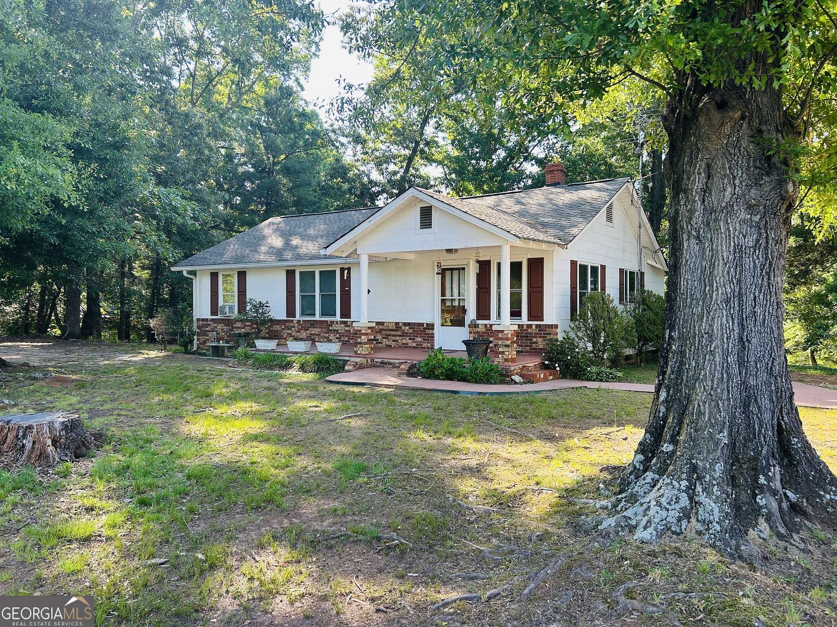 18 Acres of Land with Home for Sale in Cornelia, Georgia
