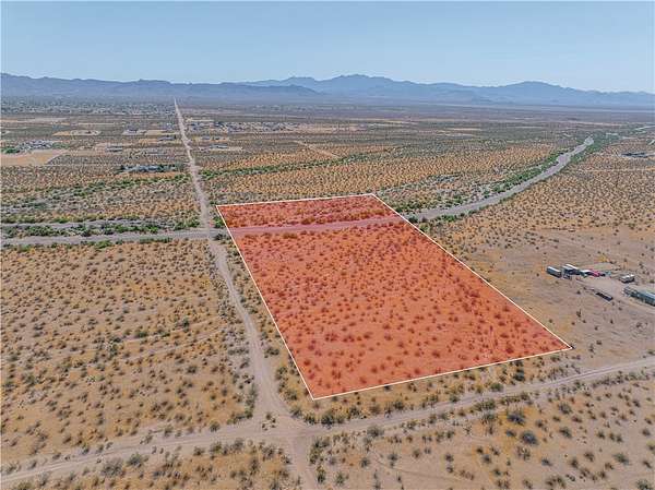 8.29 Acres of Residential Land for Sale in Golden Valley, Arizona