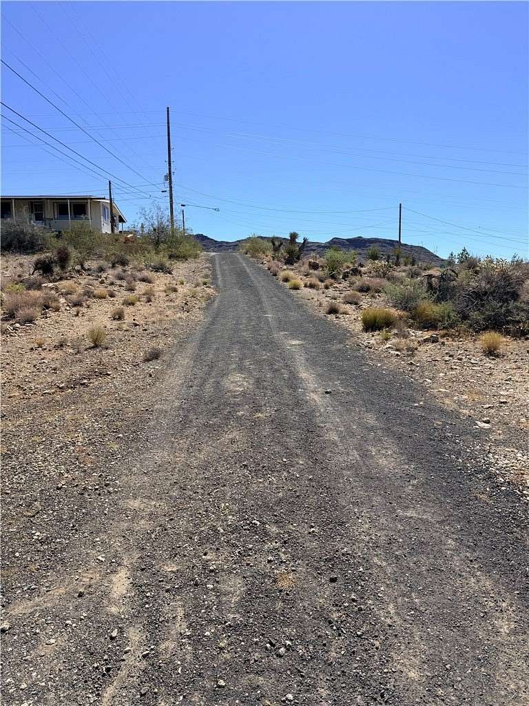 2.2 Acres of Residential Land for Sale in Golden Valley, Arizona
